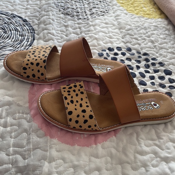 Womens Skechers sandals 8 - Picture 2 of 7